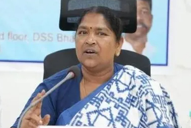 minister seethakka